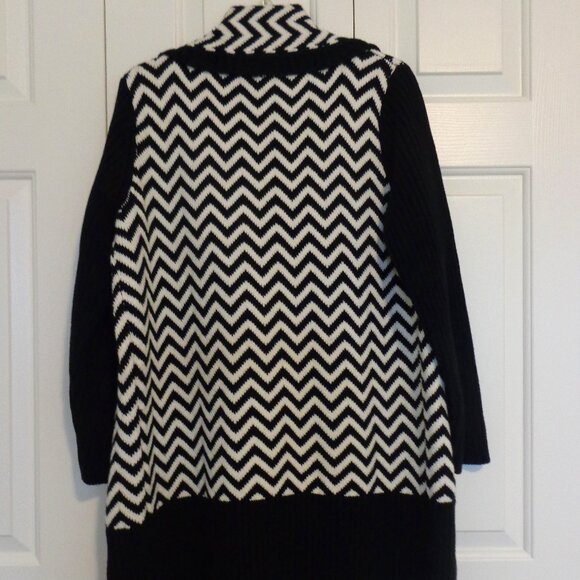 CHICO'S Open Front Cardigan Black White Chevron Pockets‎ Cotton Sweater Sz 2 (M) - Picture 2 of 6